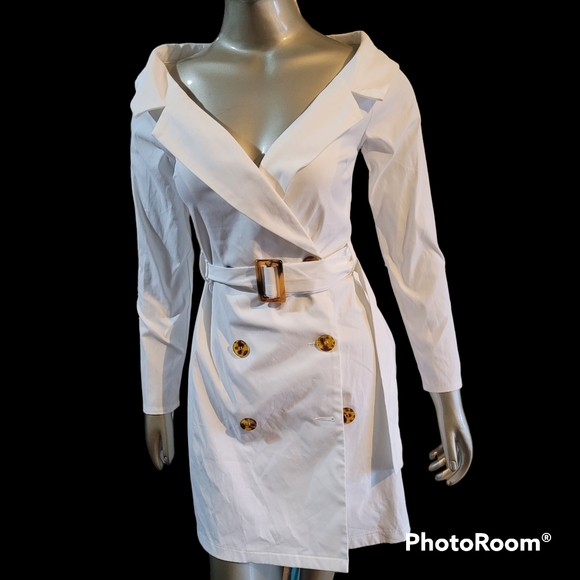 PrettyLittleThing Dresses & Skirts - PrettyLittleThing trench dress sz 4 NWOT